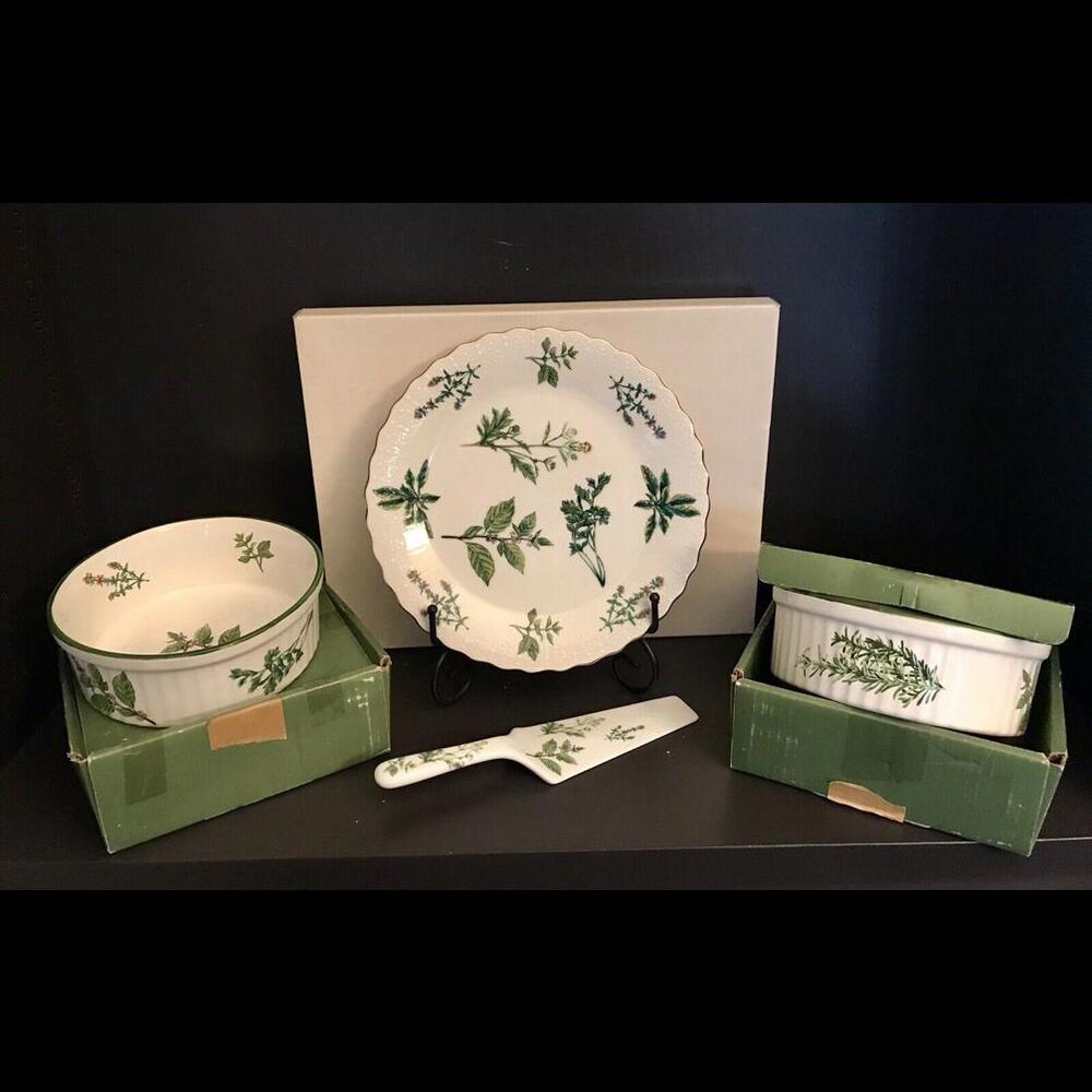 4 Pieces Andrea Sadek Herbs De Provence Cake Plate, Server, 2 Round Soufflé